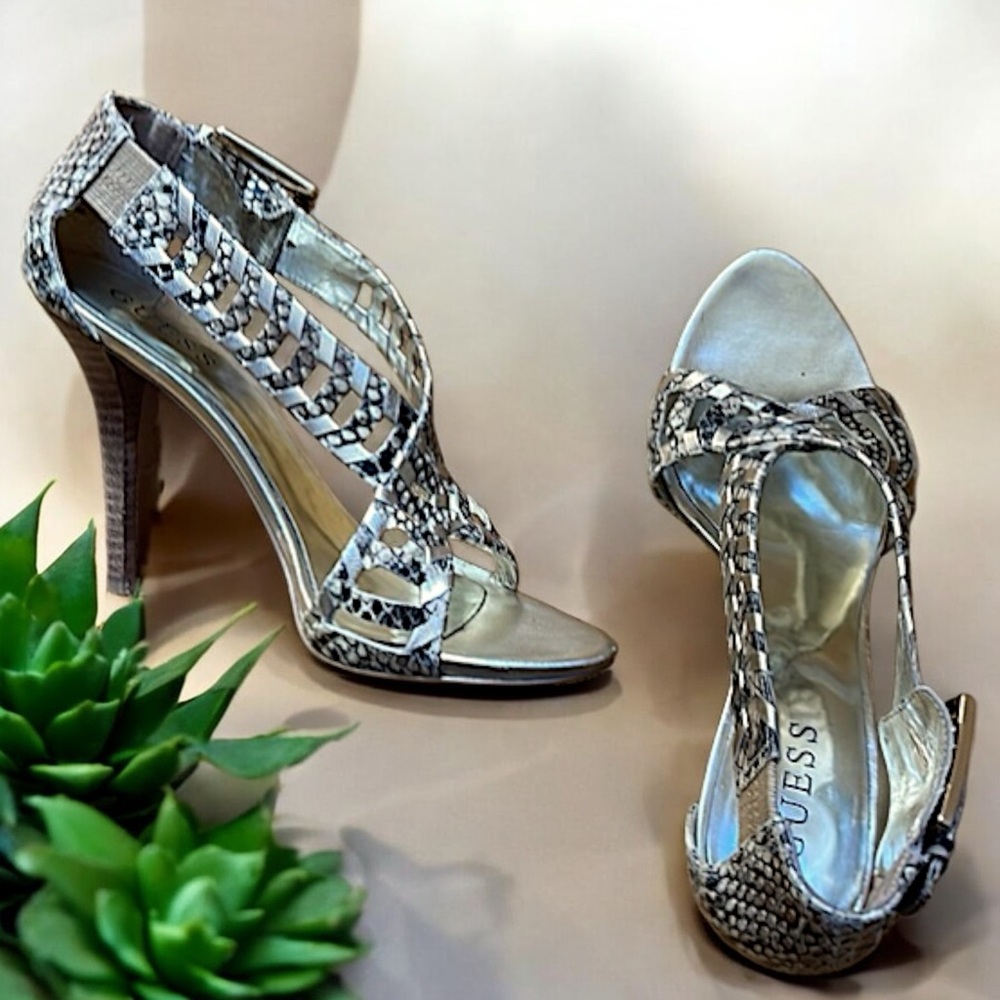 Guess Women’s Rianne Python Print Sandals - Picture 14 of 16